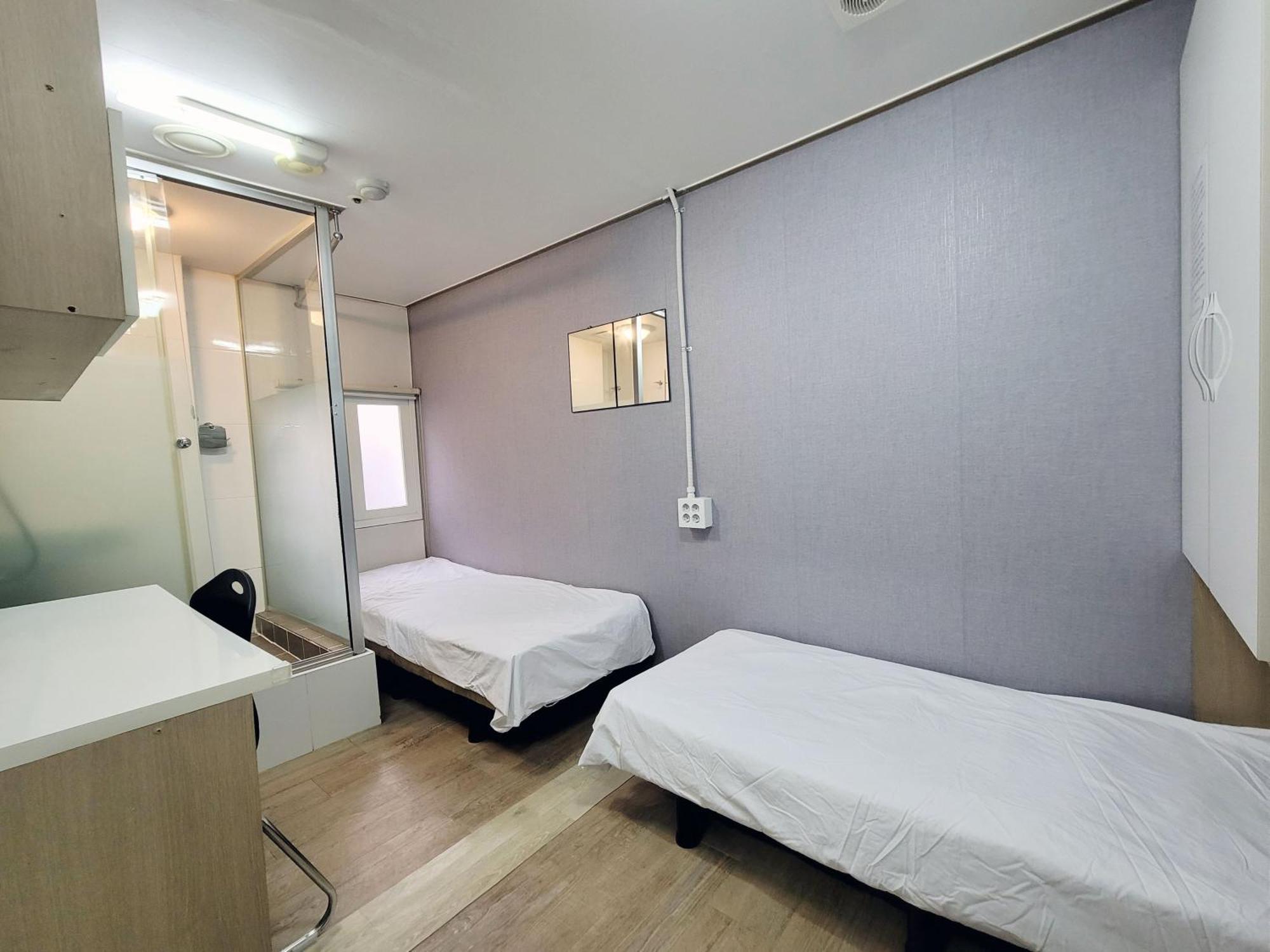 Hongdae T Capsule hotel
