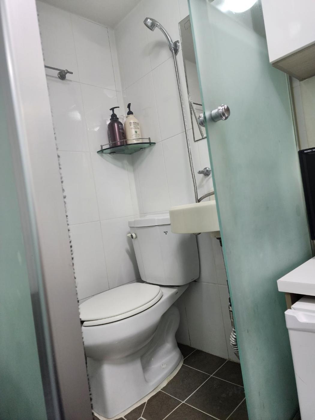 Capsule hotel Hongdae T *